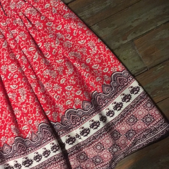 🚨SOLD Dress - Picture 2 of 2